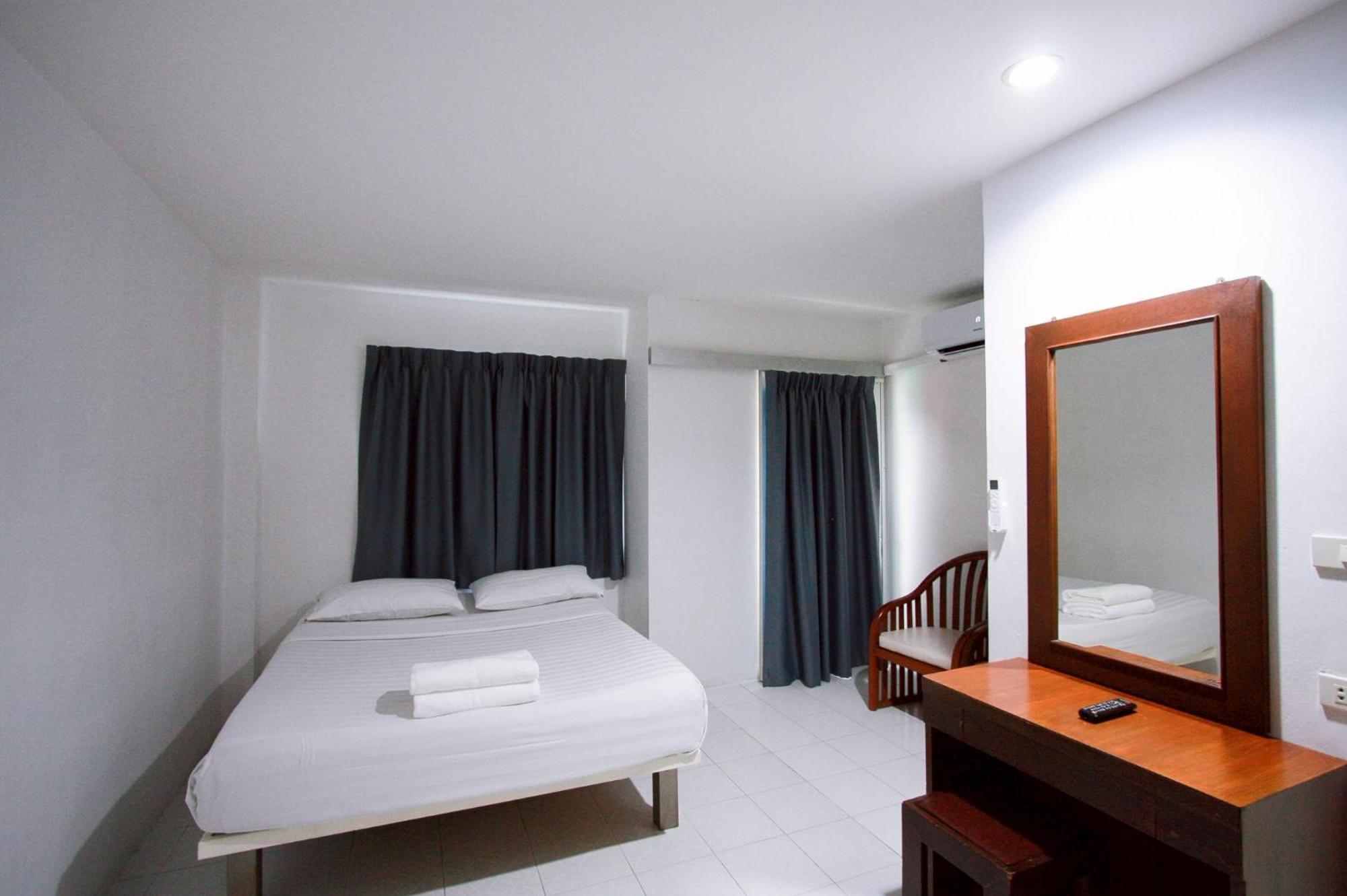 18 Coins Budget Hotel Pattaya Pokój zdjęcie